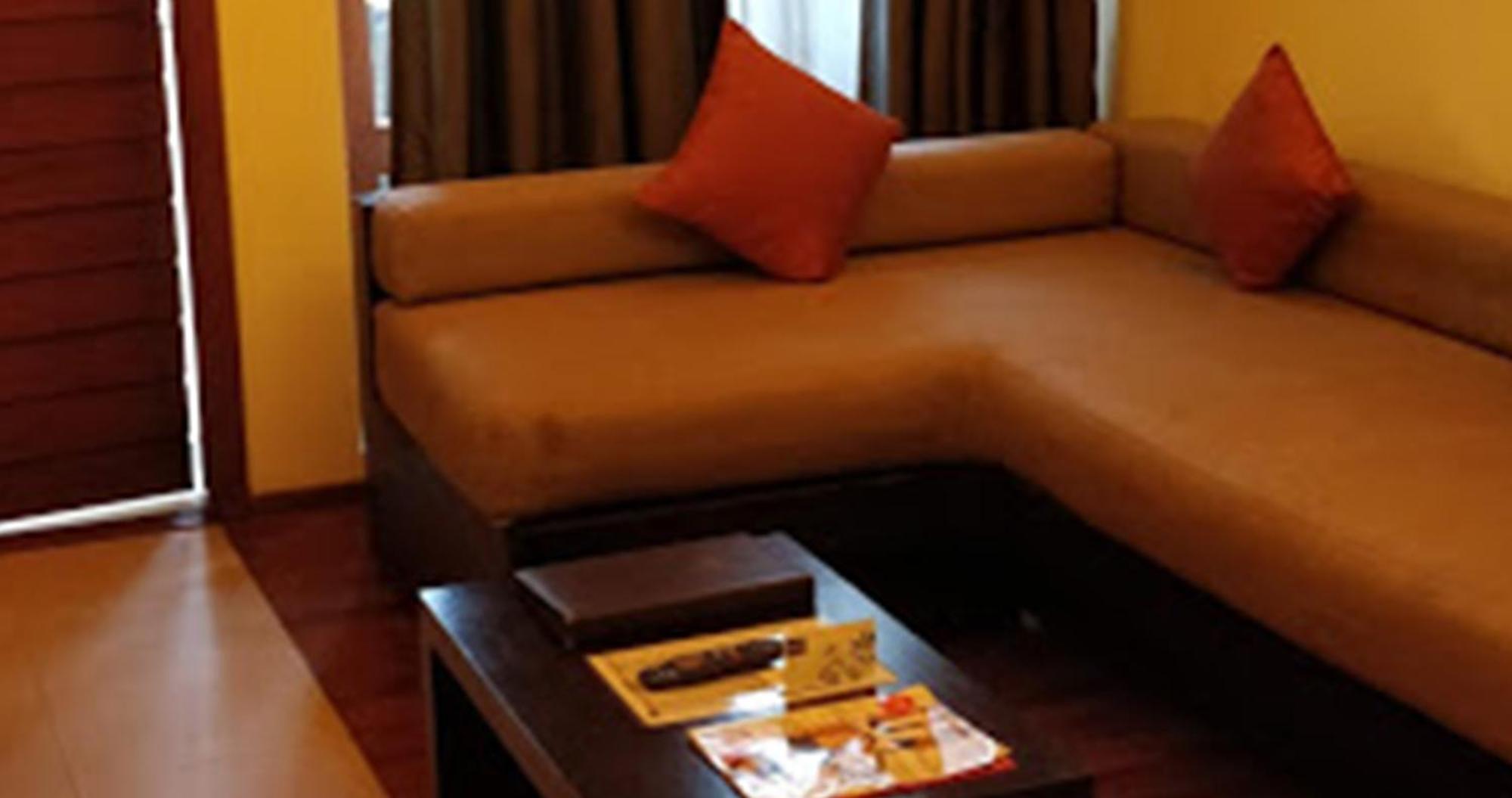 The Golkonda Resort And Spa Hyderabad Exterior foto